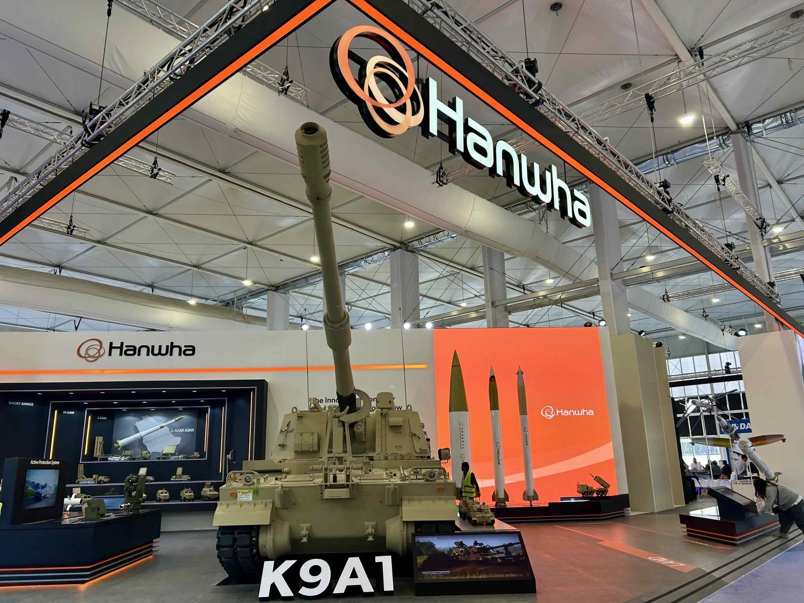 한화(Hanwha) K9A1 자주포 전시 — 출처: 통신원 촬영