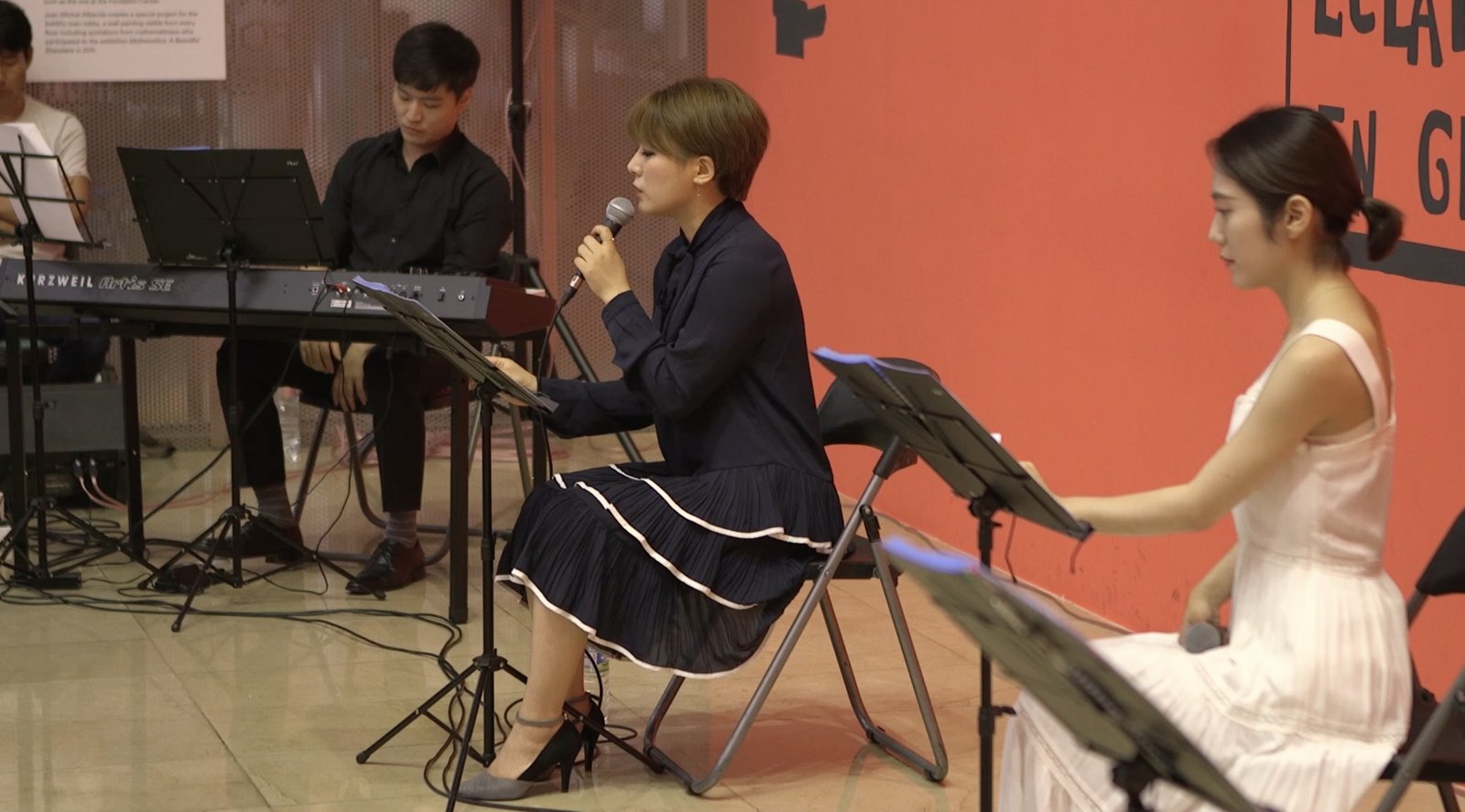 〈카메라 루시다〉 공연 장면 — 서울시립미술관 뮤지엄나이트, 노래와 피아노